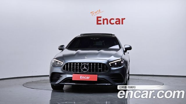 Mercedes-Benz E-Class 2017 — photo 3