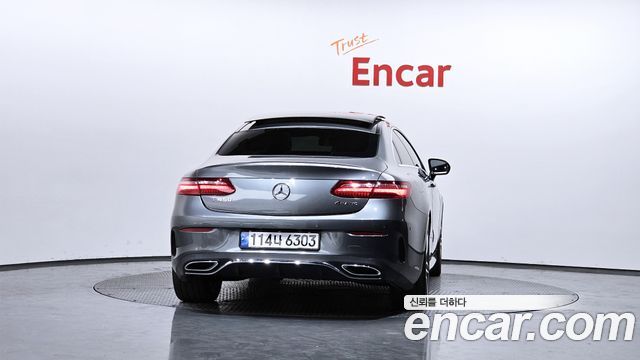 Mercedes-Benz E-Class 2017 — photo 4