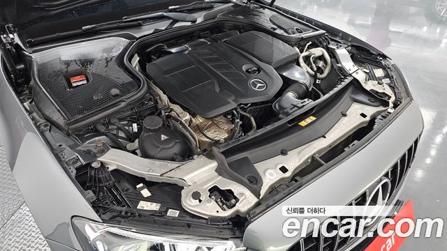Mercedes-Benz E-Class 2017 — photo 6