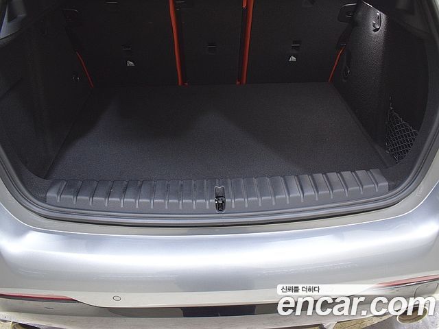 BMW 1-Series 2022 — photo 4