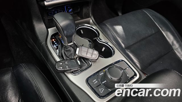 Jeep Cherokee 2018 — photo 9