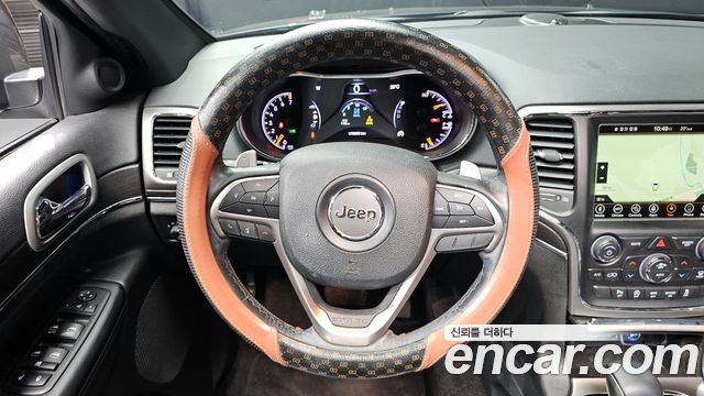 Jeep Cherokee 2018 — photo 13
