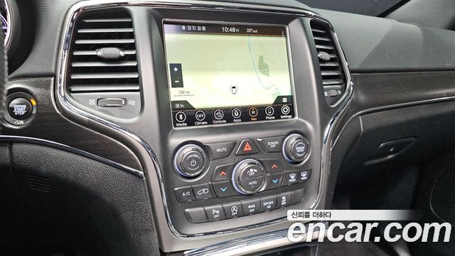 Jeep Cherokee 2018 — photo 16