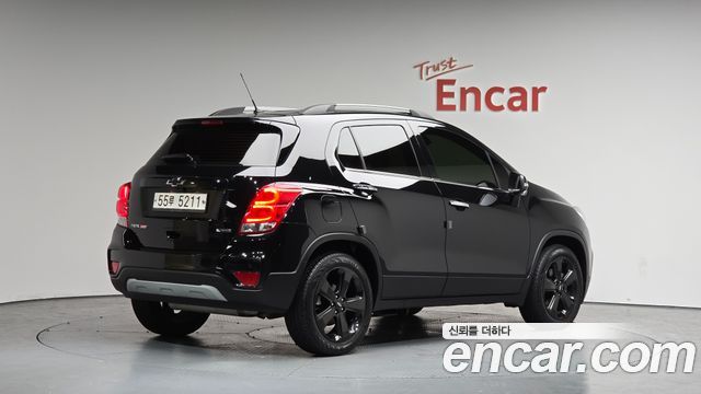Chevrolet Korea Trax 2018 — photo 2