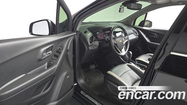 Chevrolet Korea Trax 2018 — photo 13