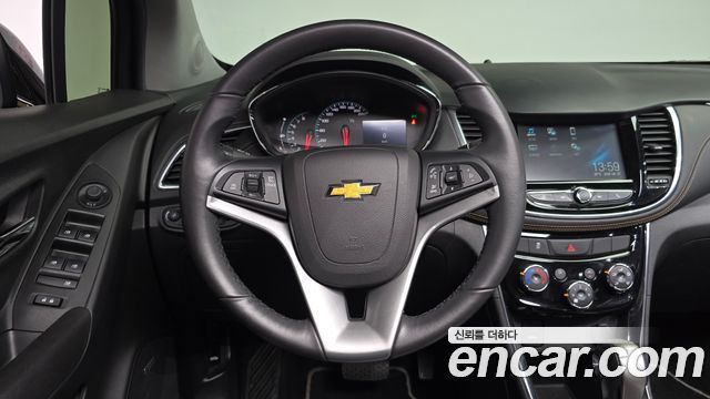 Chevrolet Korea Trax 2018 — photo 19
