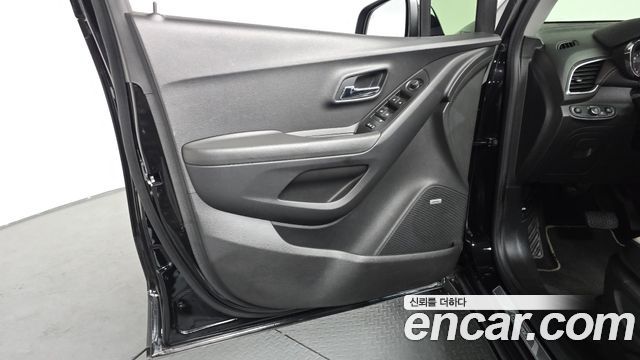 Chevrolet Korea Trax 2018 — photo 14