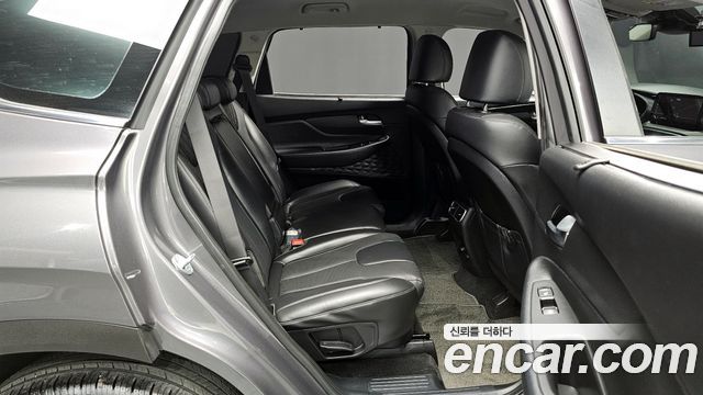 Hyundai Santafe 2021 — photo 11