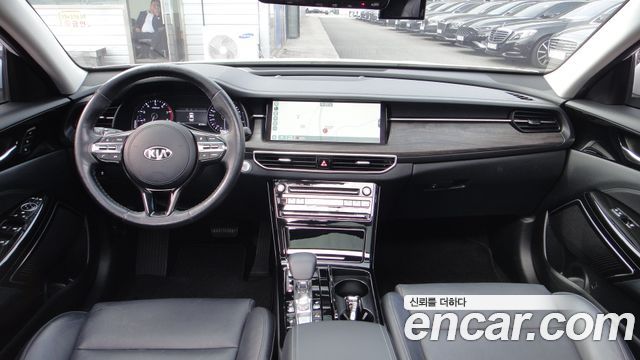 Kia K7 2020 — photo 10