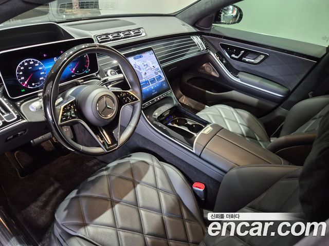 Mercedes-Benz S-Class 2025 — photo 18