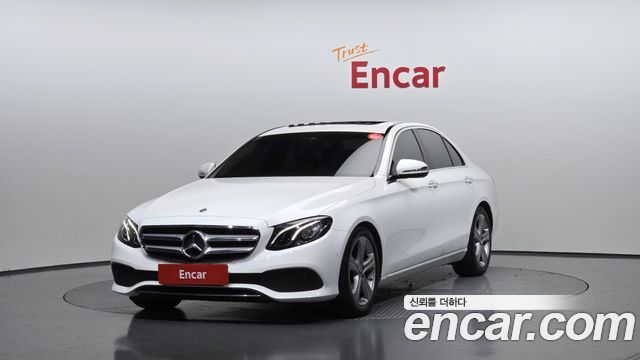 Mercedes-Benz E-Class 2018 — photo 1