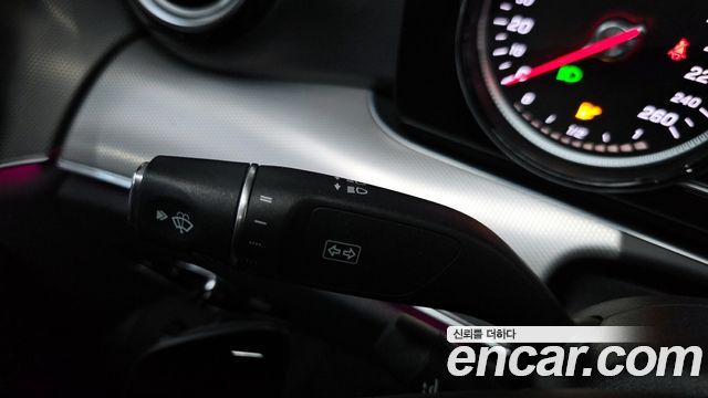 Mercedes-Benz E-Class 2018 — photo 27