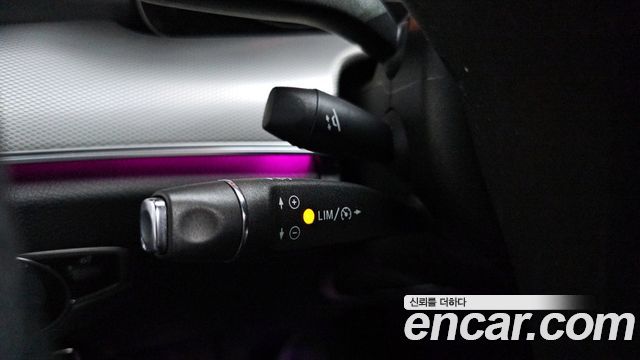Mercedes-Benz E-Class 2018 — photo 29