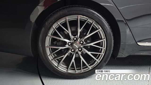 Genesis G80 2018 — photo 5