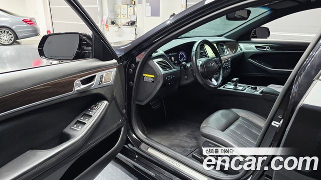 Genesis G80 2018 — photo 13