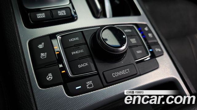 Genesis G80 2018 — photo 24