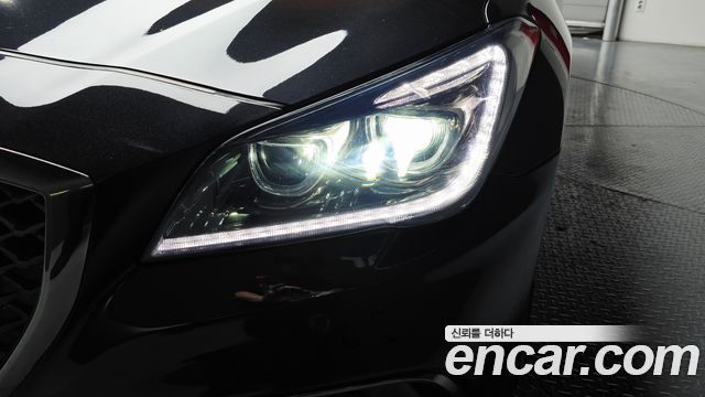 Genesis G80 2018 — photo 8