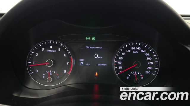 Kia K7 2018 — photo 11