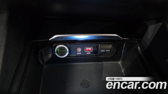 Kia K7 2018 — photo 23
