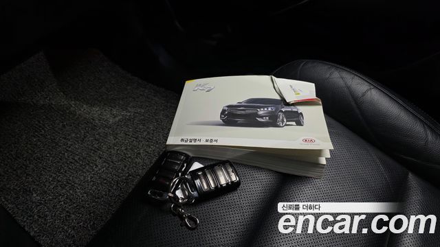 Kia K7 2018 — photo 24