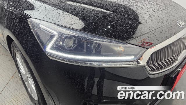 Kia K7 2018 — photo 8