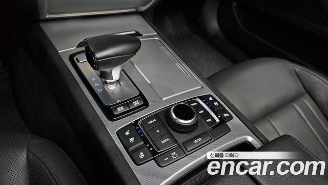 Genesis G80 2019 — photo 12