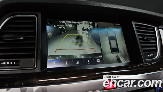 Genesis G80 2019 — photo 23