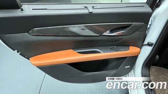 Cadillac CT6 2018 — photo 15