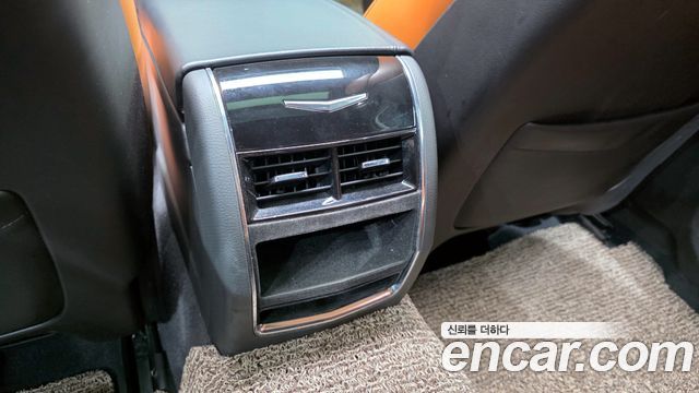 Cadillac CT6 2018 — photo 32