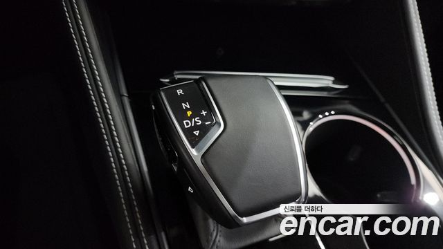 Volkswagen Touareg 2026 — photo 9