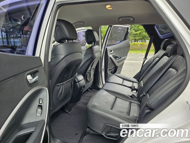 Hyundai Santafe 2017 — photo 10