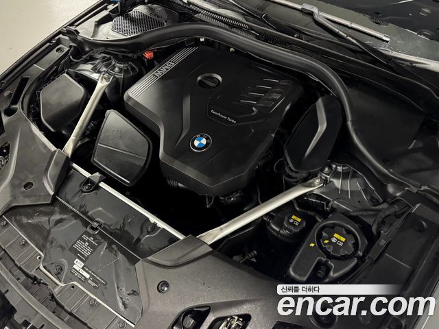 BMW 5-Series 2023 — photo 6