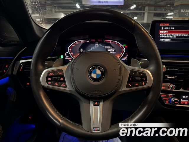 BMW 5-Series 2023 — photo 7