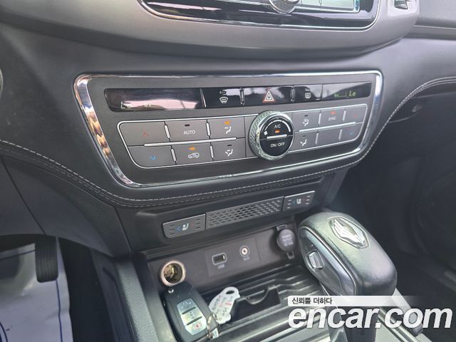 KG Mobility Rexton 2019 — photo 18