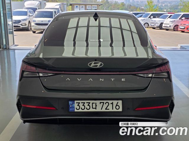 Hyundai AVANTE 2024 — photo 4