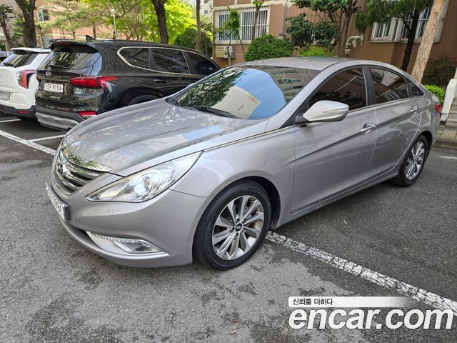 Hyundai Sonata 2013 — photo 2