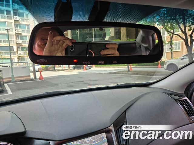 Hyundai Sonata 2013 — photo 11