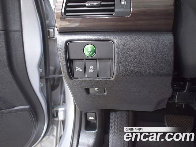 Honda Accord 2017 — photo 11