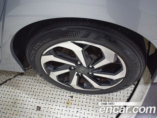 Honda Accord 2017 — photo 13