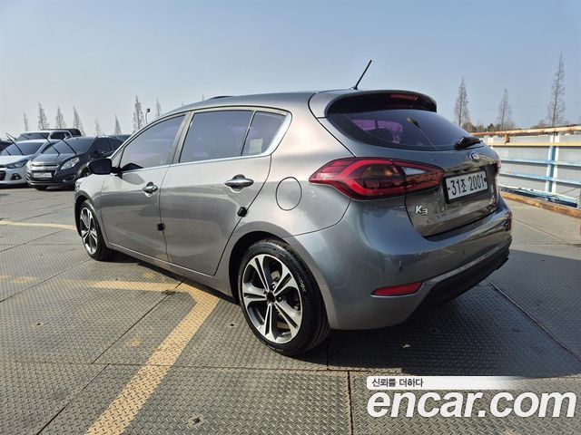 Kia K3 2014 — photo 6