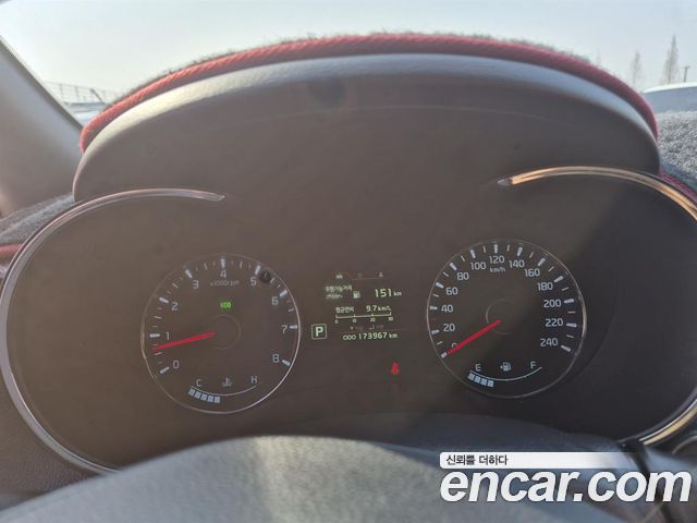 Kia K3 2014 — photo 12