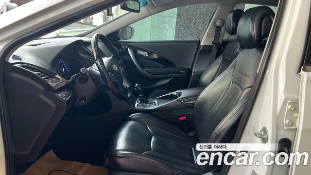 Hyundai Grandeur 2015 — photo 10
