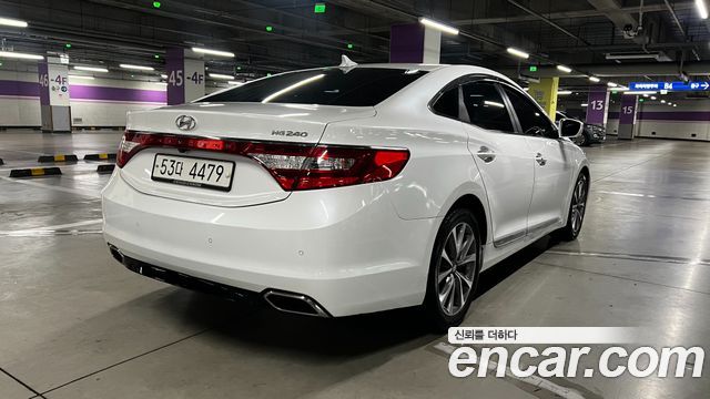 Hyundai Grandeur 2015 — photo 18