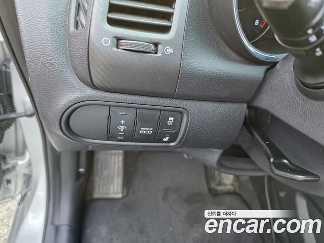Kia K3 2015 — photo 7