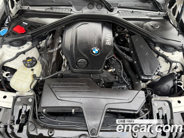 BMW 1-Series 2017 — photo 11