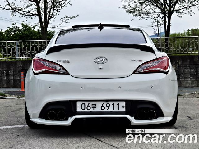 Hyundai Genesis 2009 — photo 4