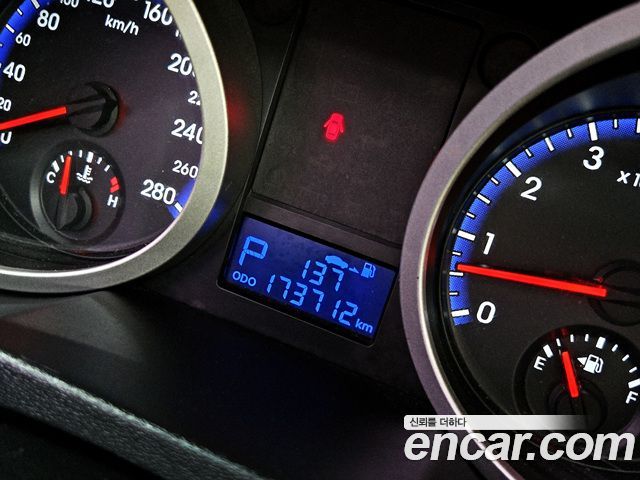 Hyundai Genesis 2009 — photo 8