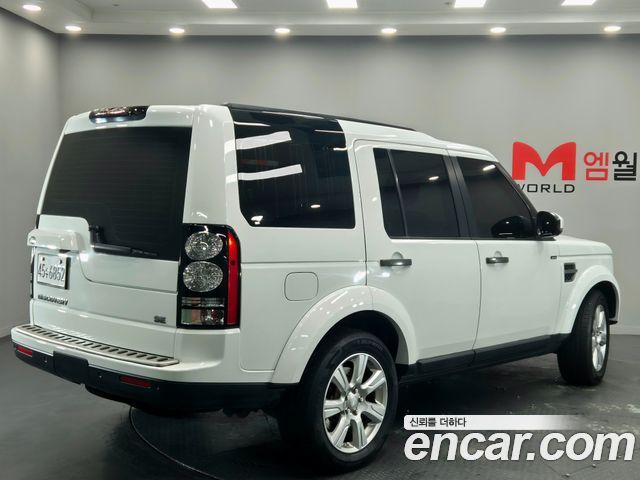 Land Rover Discovery 2015 — photo 3