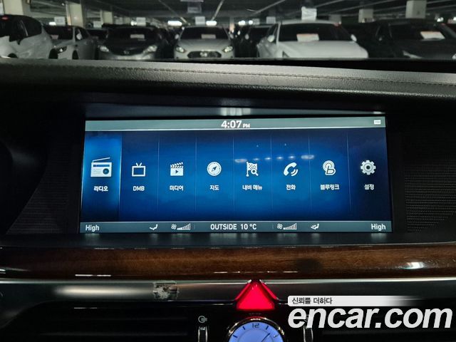 Genesis EQ900 2017 — photo 12
