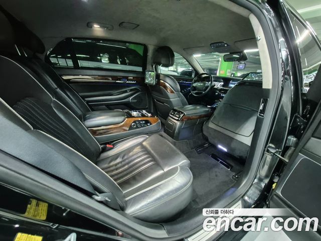 Genesis EQ900 2017 — photo 16